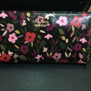 Pretty KATE SPADE Floral Design Wallet-Never Used